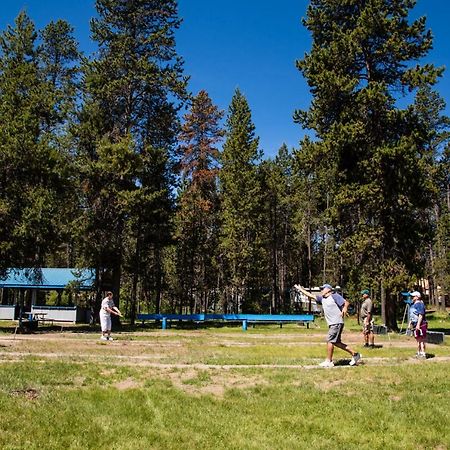 Bend-Sunriver Camping Resort Studio Cabin 6 Luaran gambar