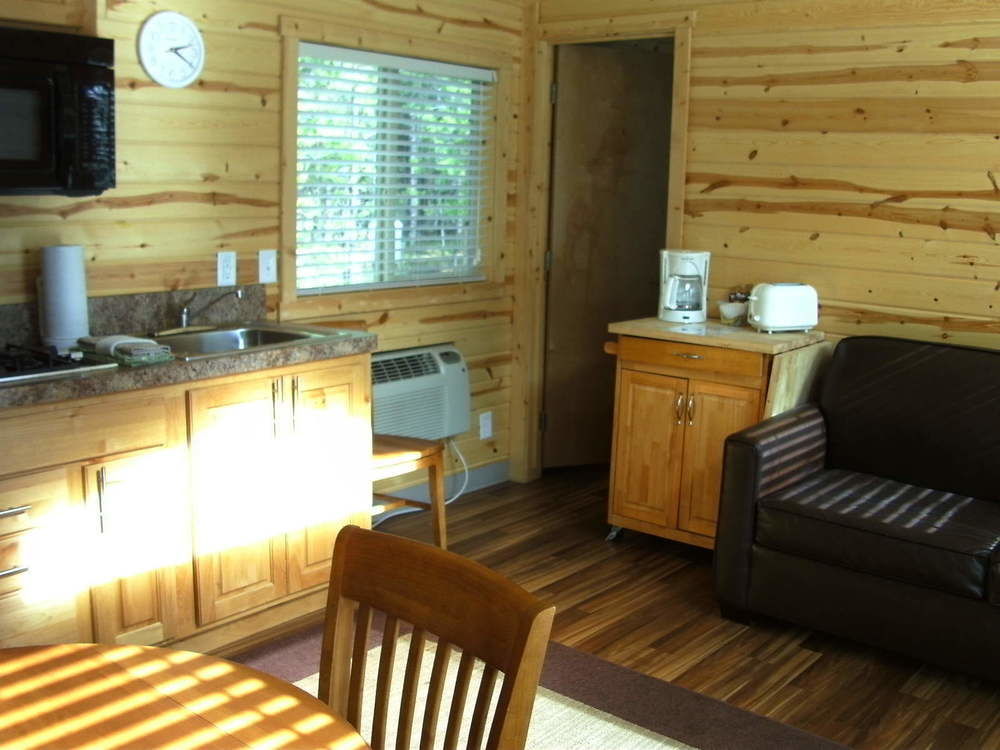 Bend-Sunriver Camping Resort Studio Cabin 6 Luaran gambar